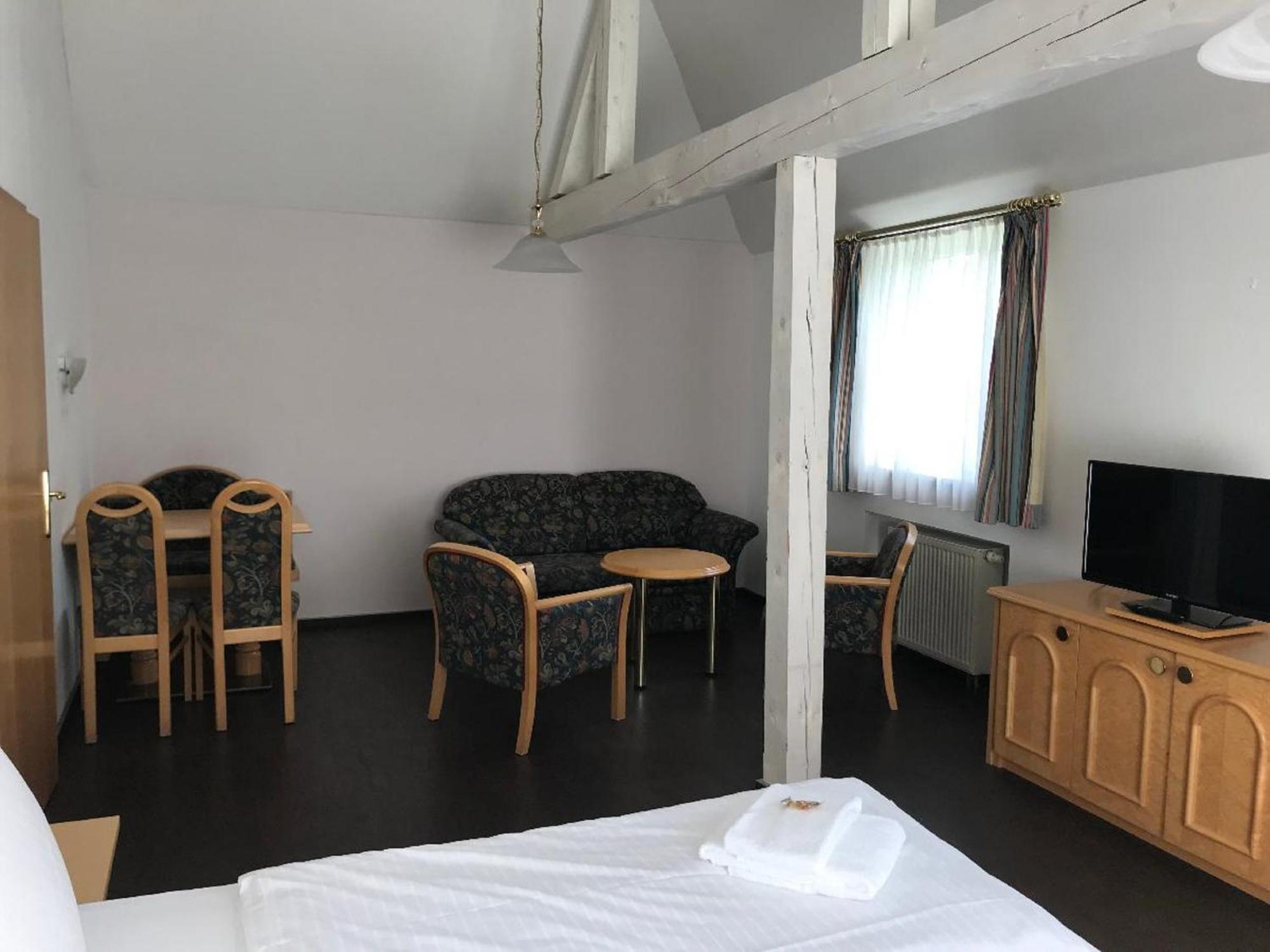 Ferienappartements-Grolik Im Aparthotel Zum Gutshof Hohenwarth Luaran gambar